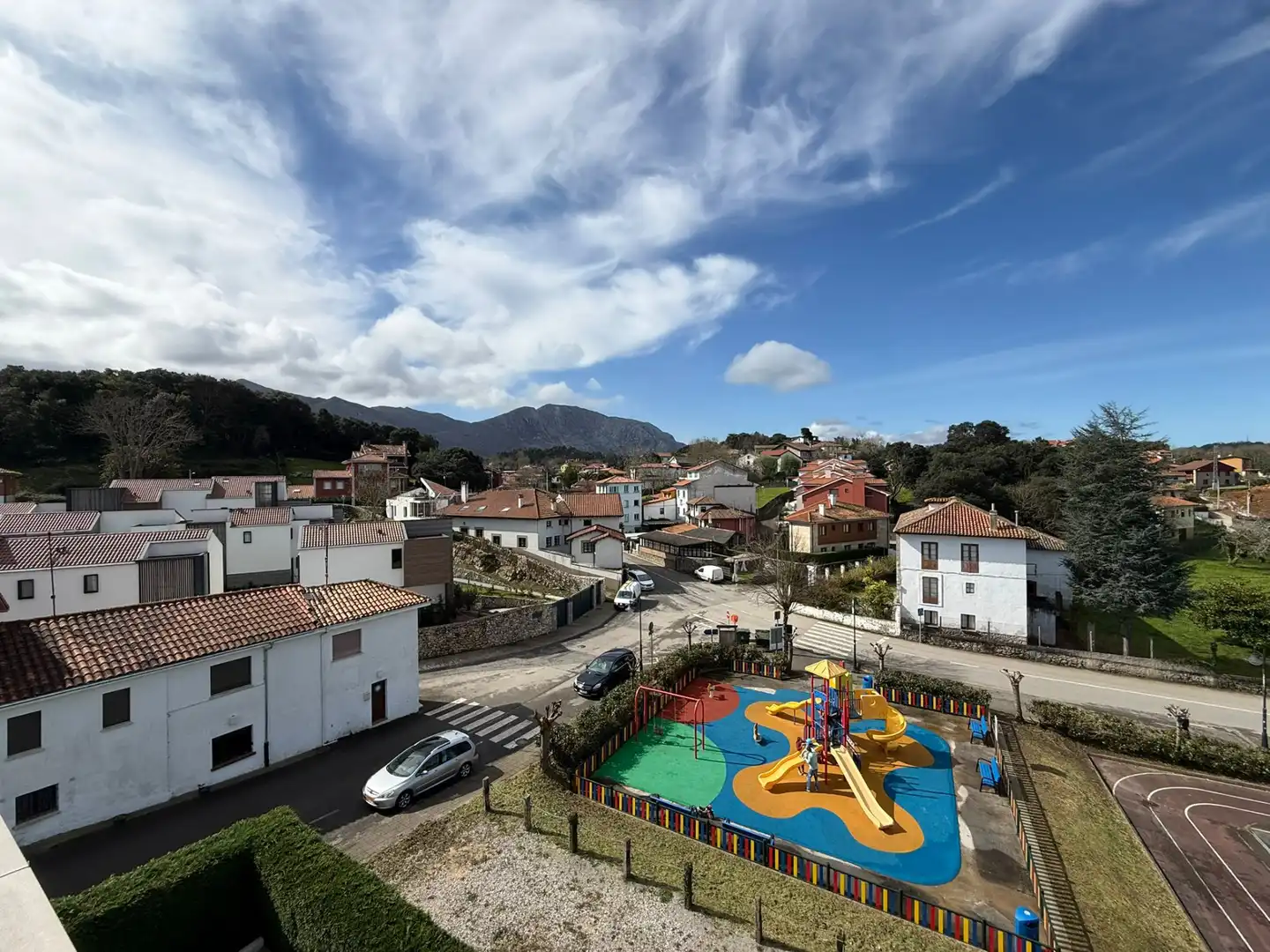 Vista exterior de Ático en venta en Llanes con Calefacción, Terraza y Trastero
