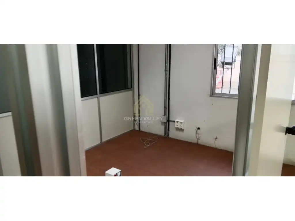 Nave industrial de alquiler en Los Barrios
