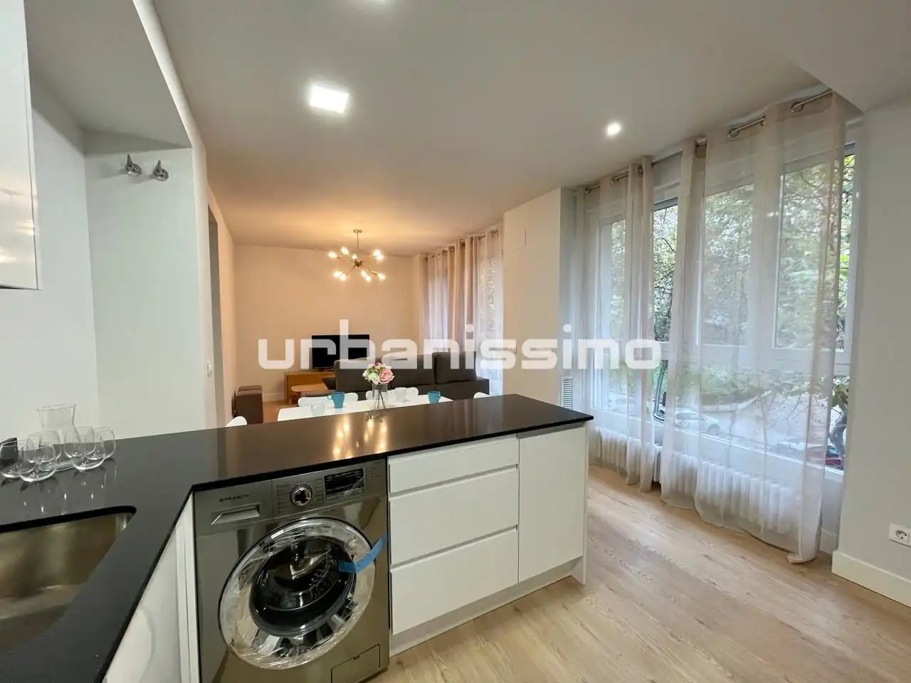 Vista exterior de Apartament de lloguer en Madrid amb Aire condicionat, Calefacció i Moblat