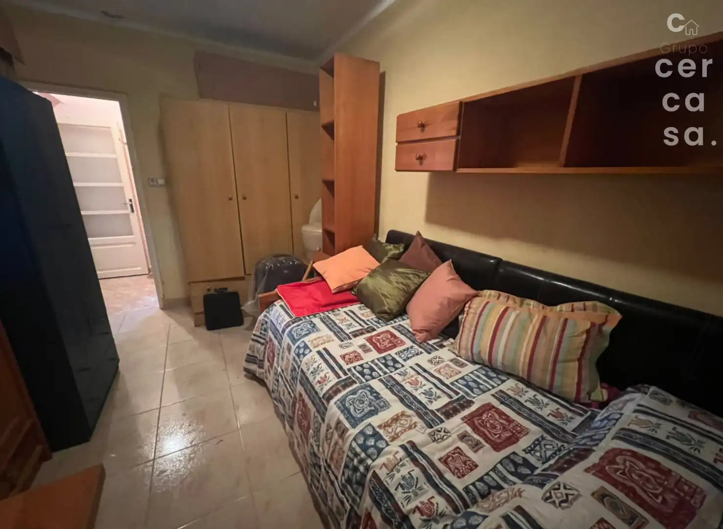 Bedroom of Flat for sale in Valencia  with Terrace and Storage room