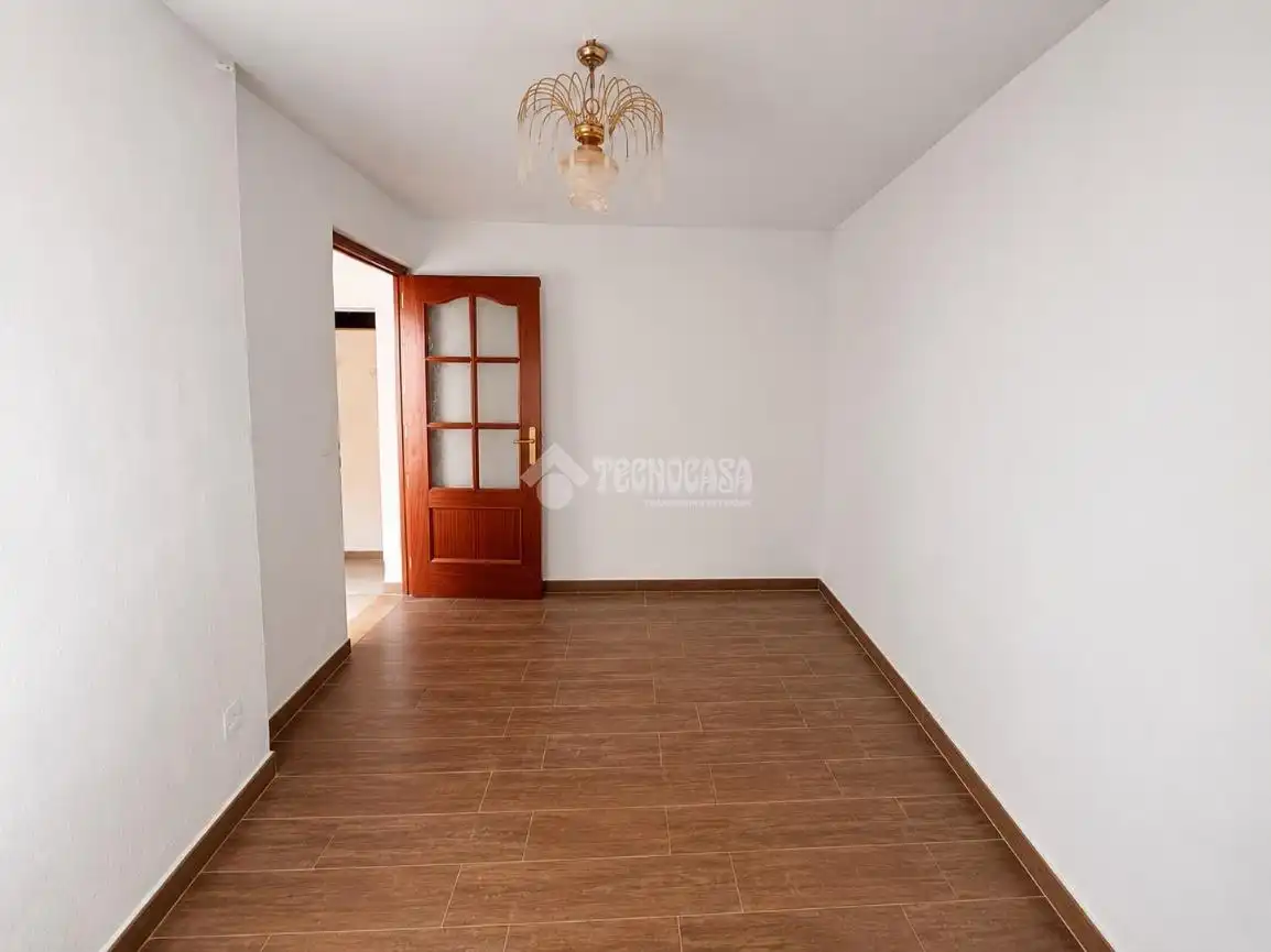 Haus oder Chalet zum Verkauf in Jódar mit Parkett