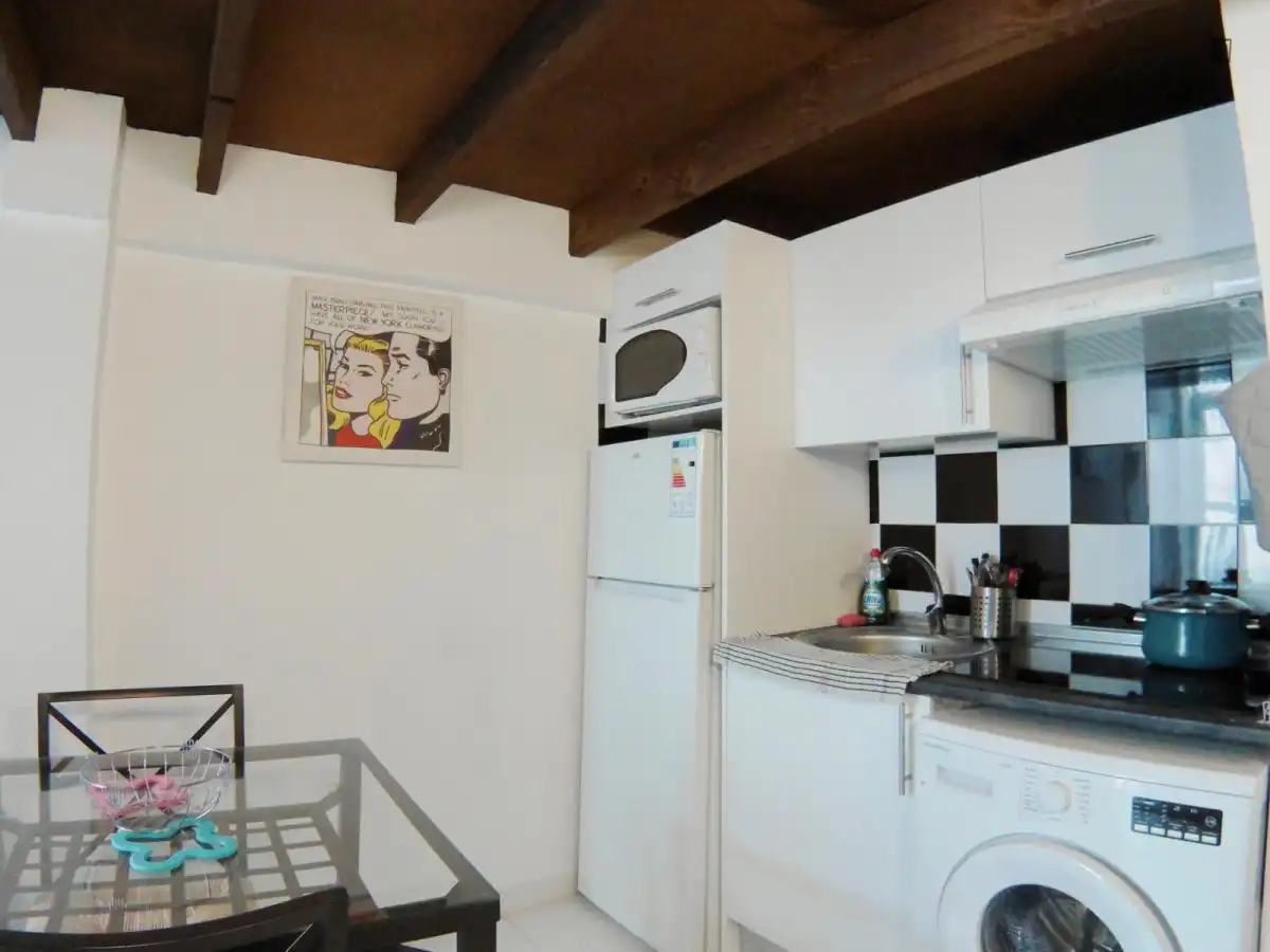 Study for rent in Valdeacederas