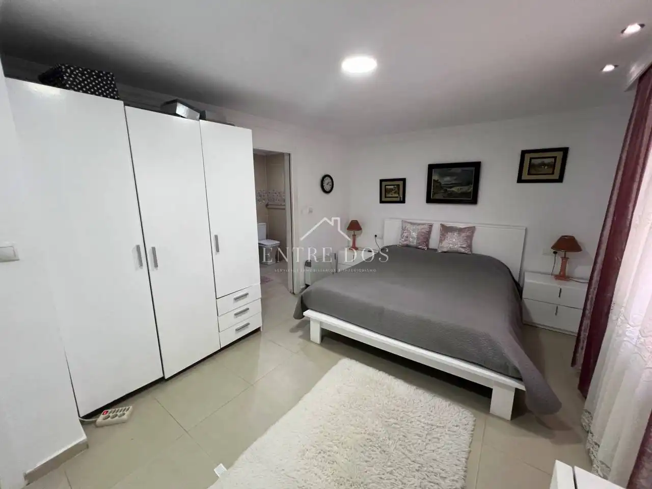 Habitación de Piso en venta en Castellón de la Plana / Castelló de la Plana con Aire acondicionado, Trastero y Amueblado