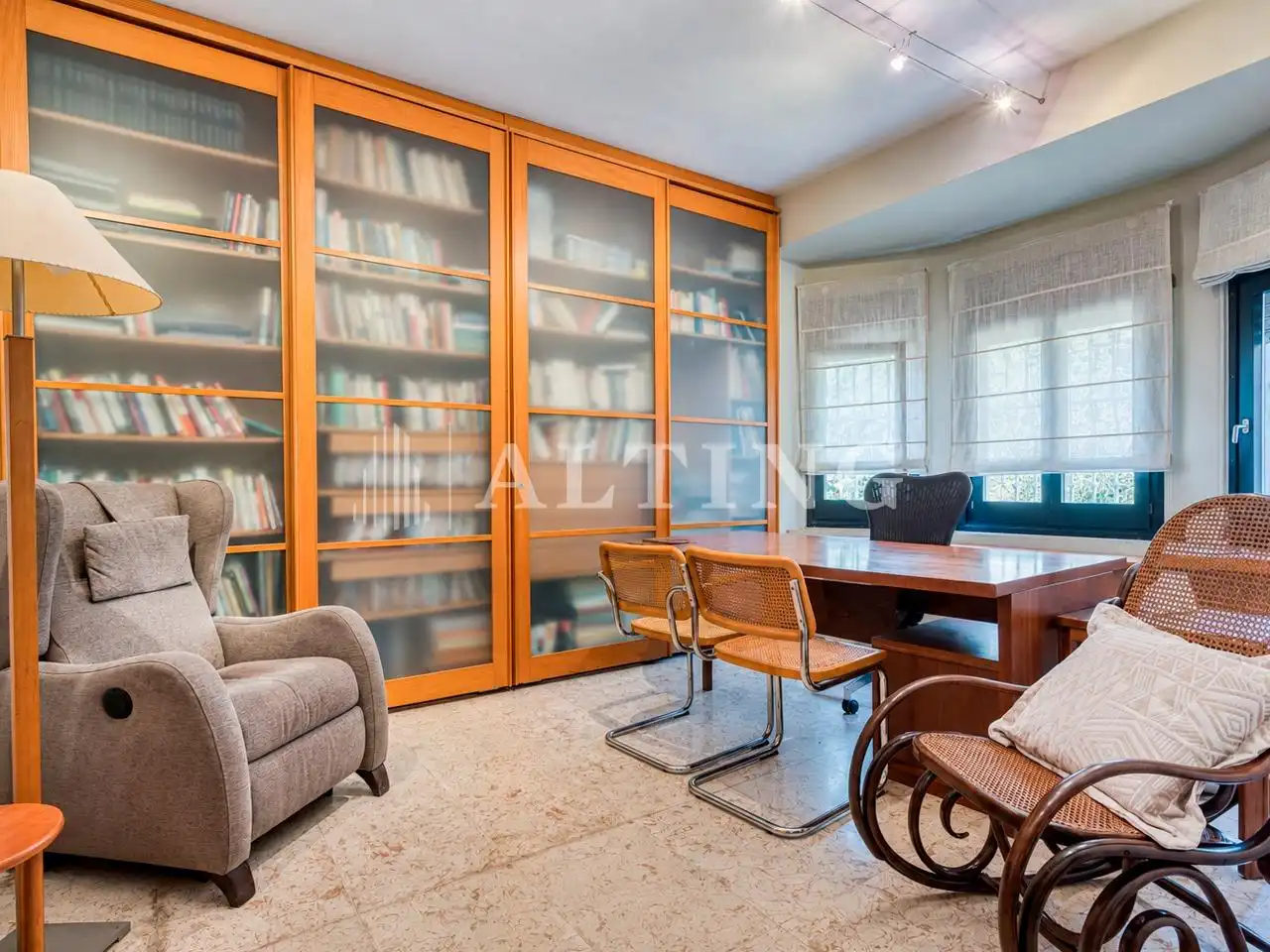 Office for rent in Barcelona  with Heating and Furnished