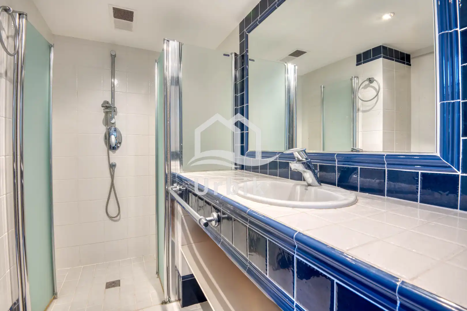 Bathroom of Houses for sale in Castell d'Aro, Platja d'Aro i s'Agaró  with Air Conditioner, Private garden and Terrace