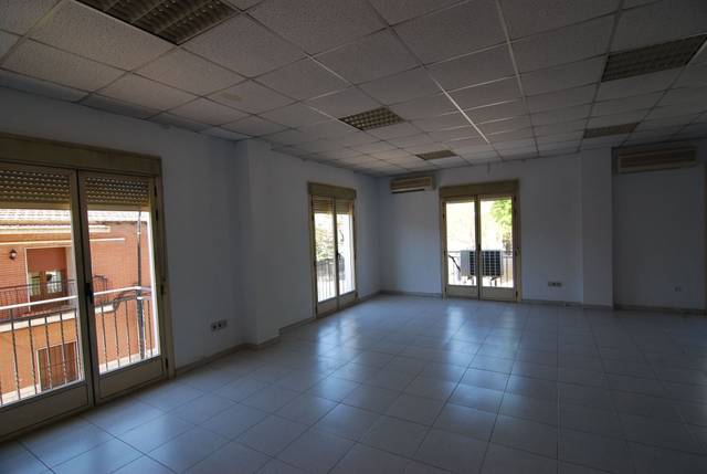 Local comercial en Alquiler en San Martín de la Vega