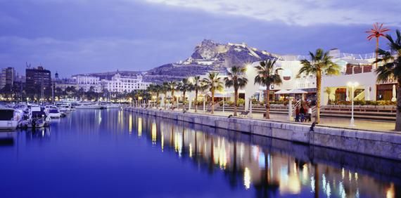 Exterior view of Attic to rent in Alicante / Alacant  with Air Conditioner and Terrace