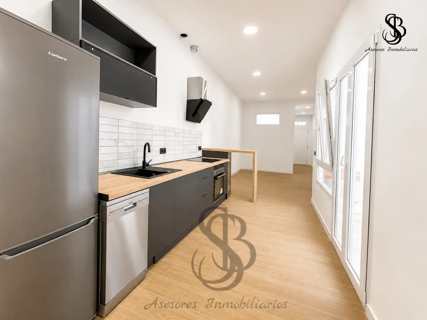 Cocina de Piso en venta en Alicante / Alacant con Aire acondicionado, Calefacción y Horno