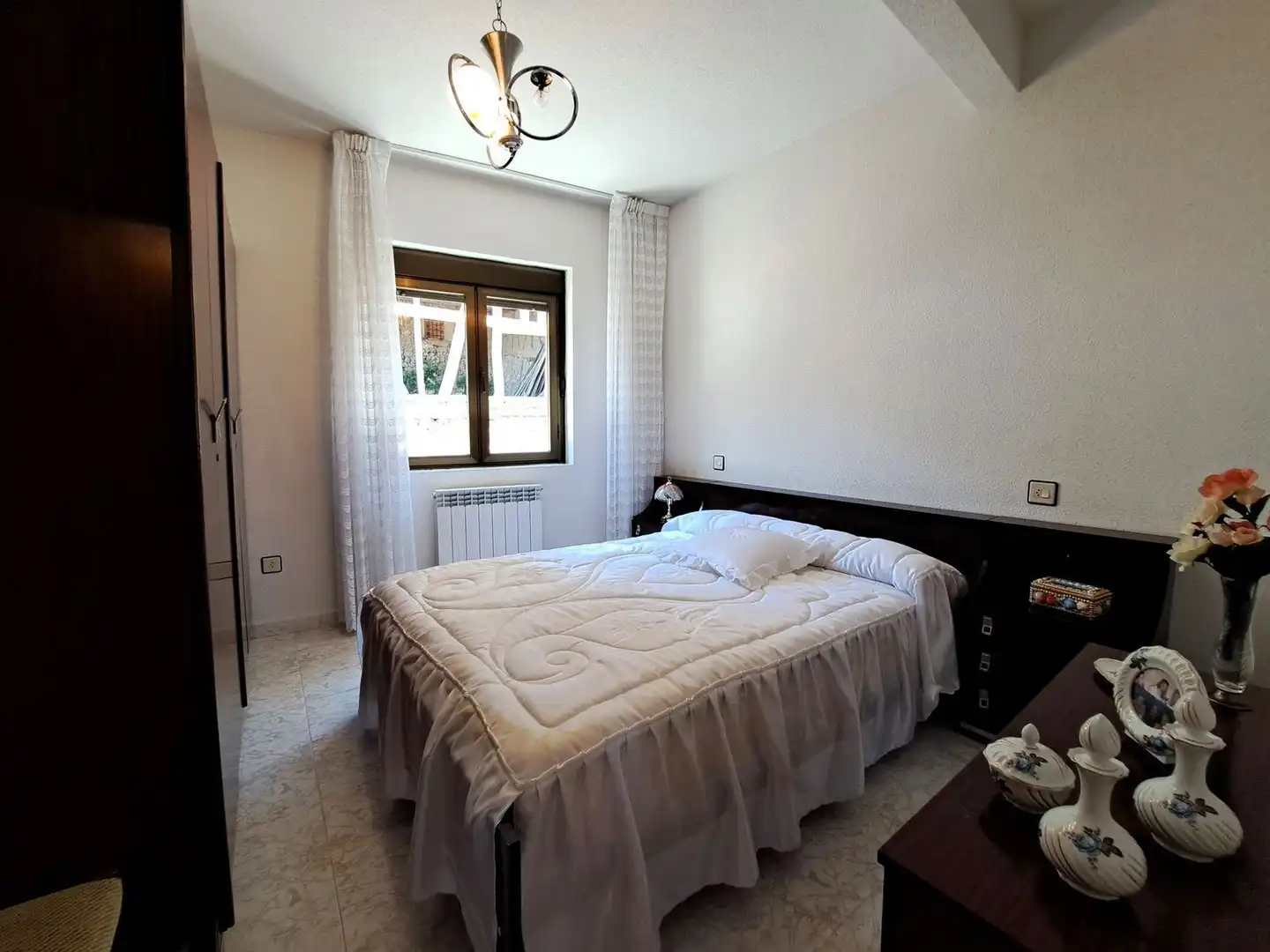 Bedroom of Houses for sale in San Esteban de la Sierra  with Terrace and Storage room