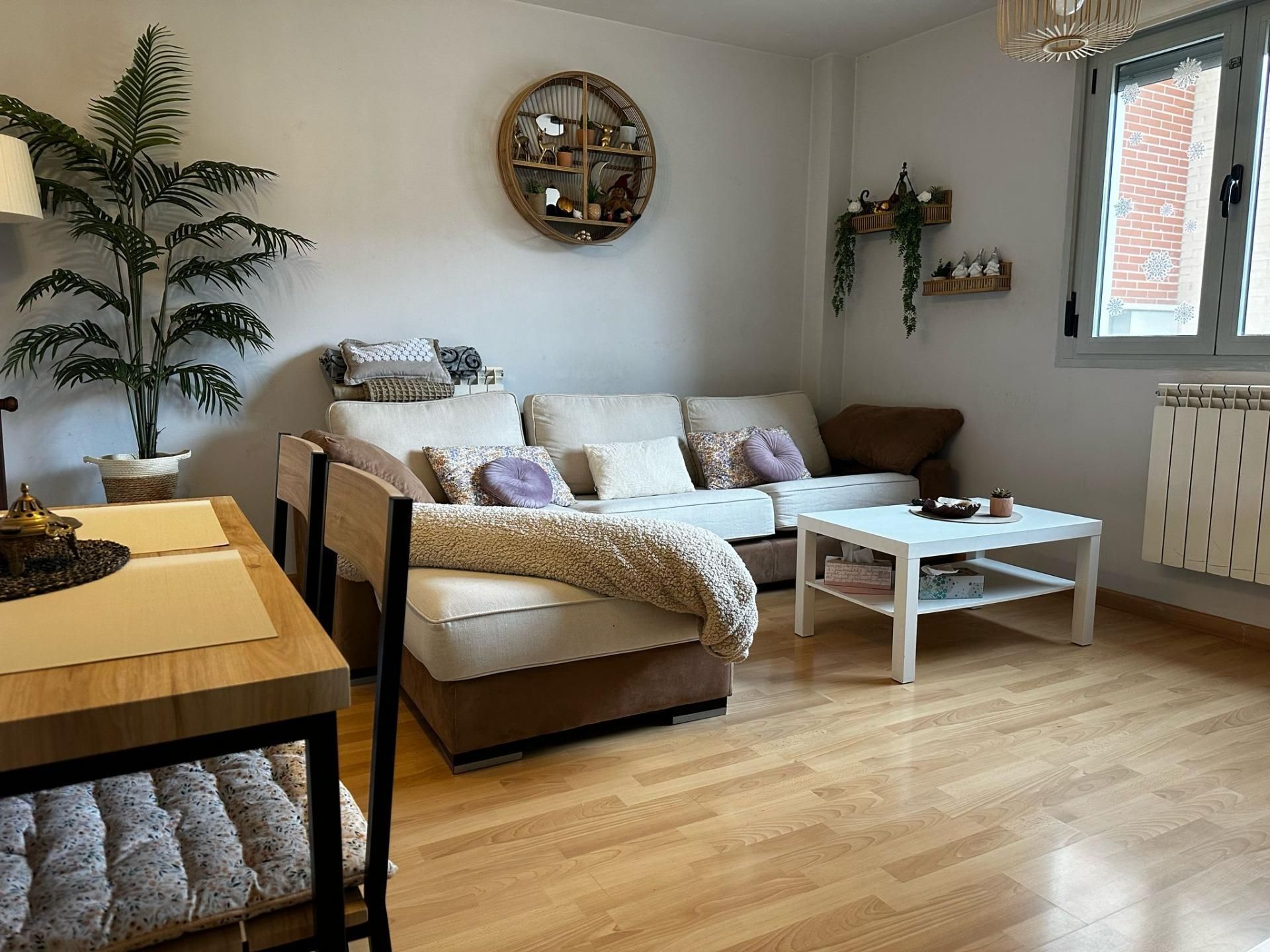 Sala d'estar de Apartament en venda en Villamediana de Iregua amb Calefacció i Traster