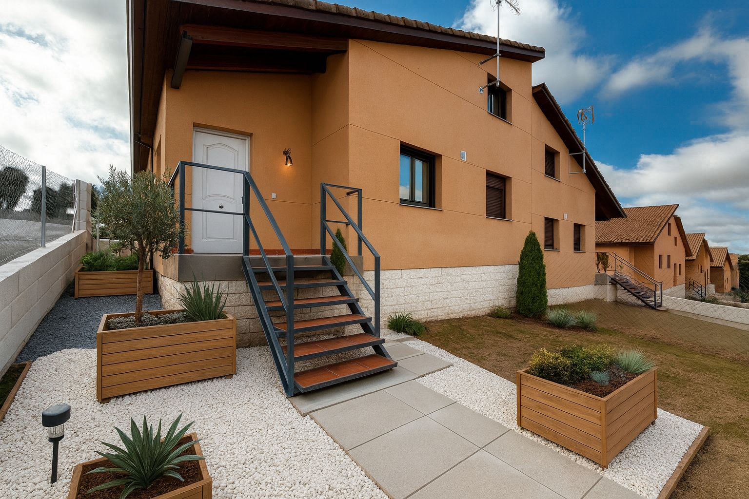 Exterior view of Single-family semi-detached for sale in Ituero y Lama  with Heating, Private garden and Parquet flooring