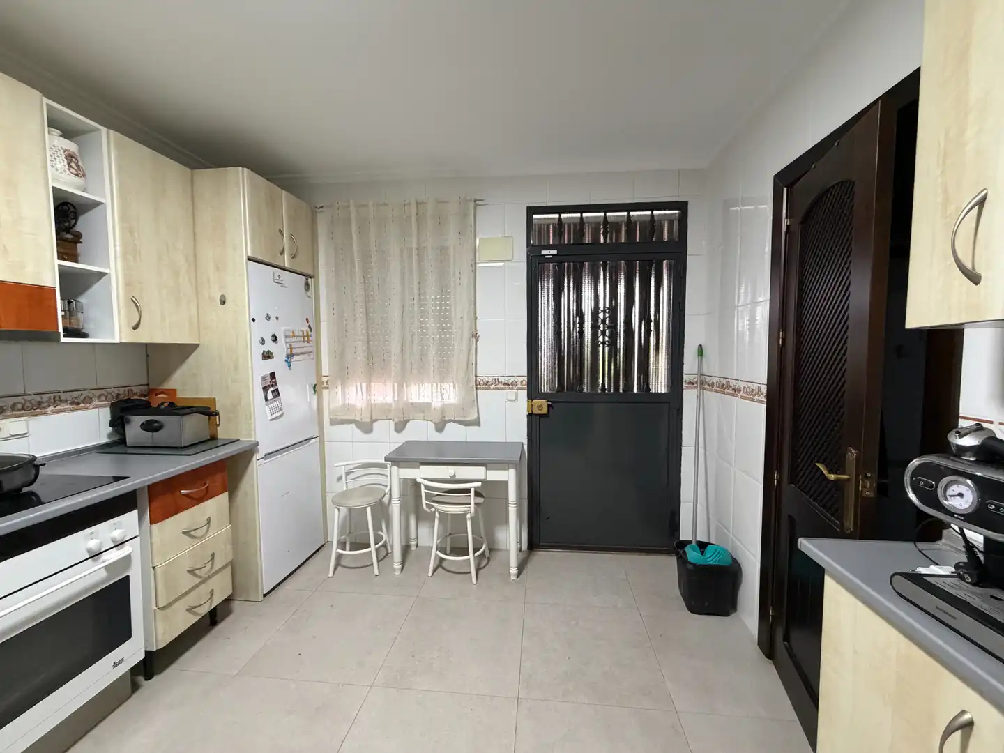 Cuina de Casa o xalet en venda en Torreperogil amb Aire condicionat, Jardí privat i Traster