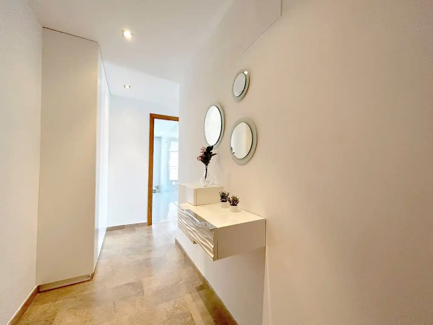 Appartamento con terrazza in affitto a Carrer de la Torreta 18, imagen 2