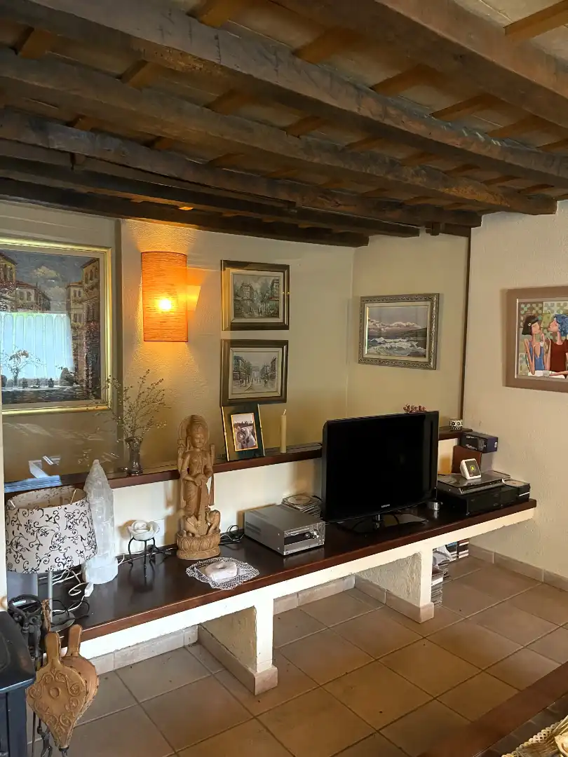 Sala d'estar de Finca rústica en venda en Mieres (Girona) amb Calefacció, Parquet i Terrassa