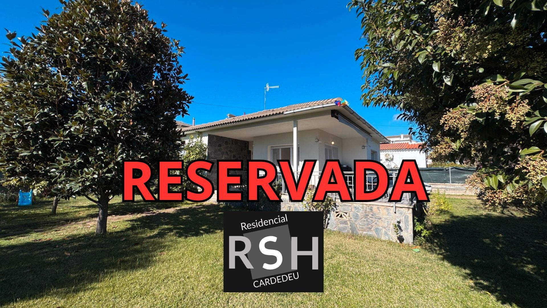 Vista exterior de Casa o chalet en venta en Llinars del Vallès con Aire acondicionado, Calefacción y Jardín privado
