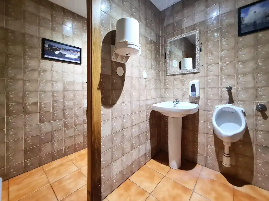 Business premises for sale in Sur, imagen 9