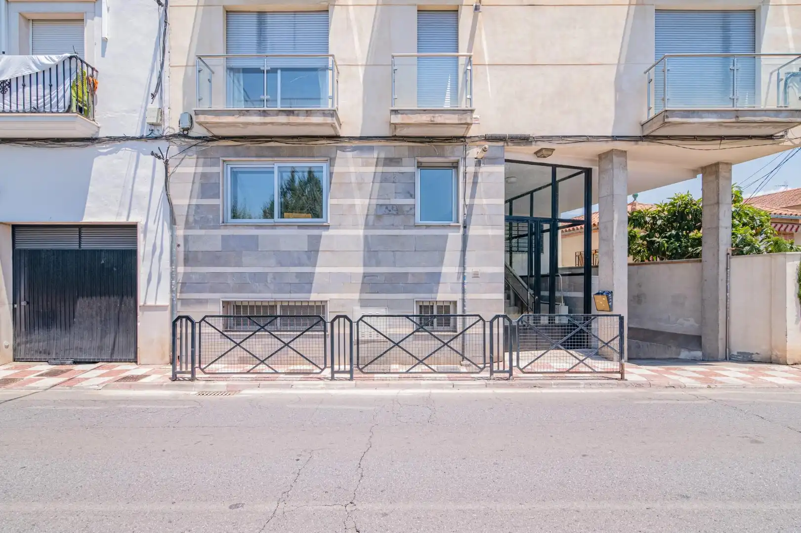 Vista exterior de Pis en venda en Armilla amb Aire condicionat, Calefacció i Terrassa