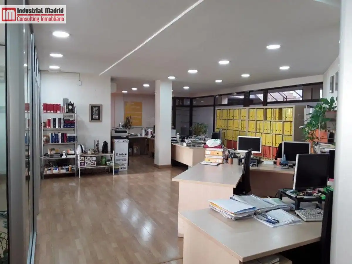 Local comercial en venda a La Poveda, imagen 5