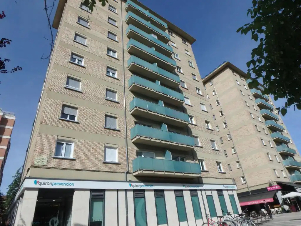 Exterior view of Flat for rent in  Pamplona / Iruña  with Heating, Terrace and Oven