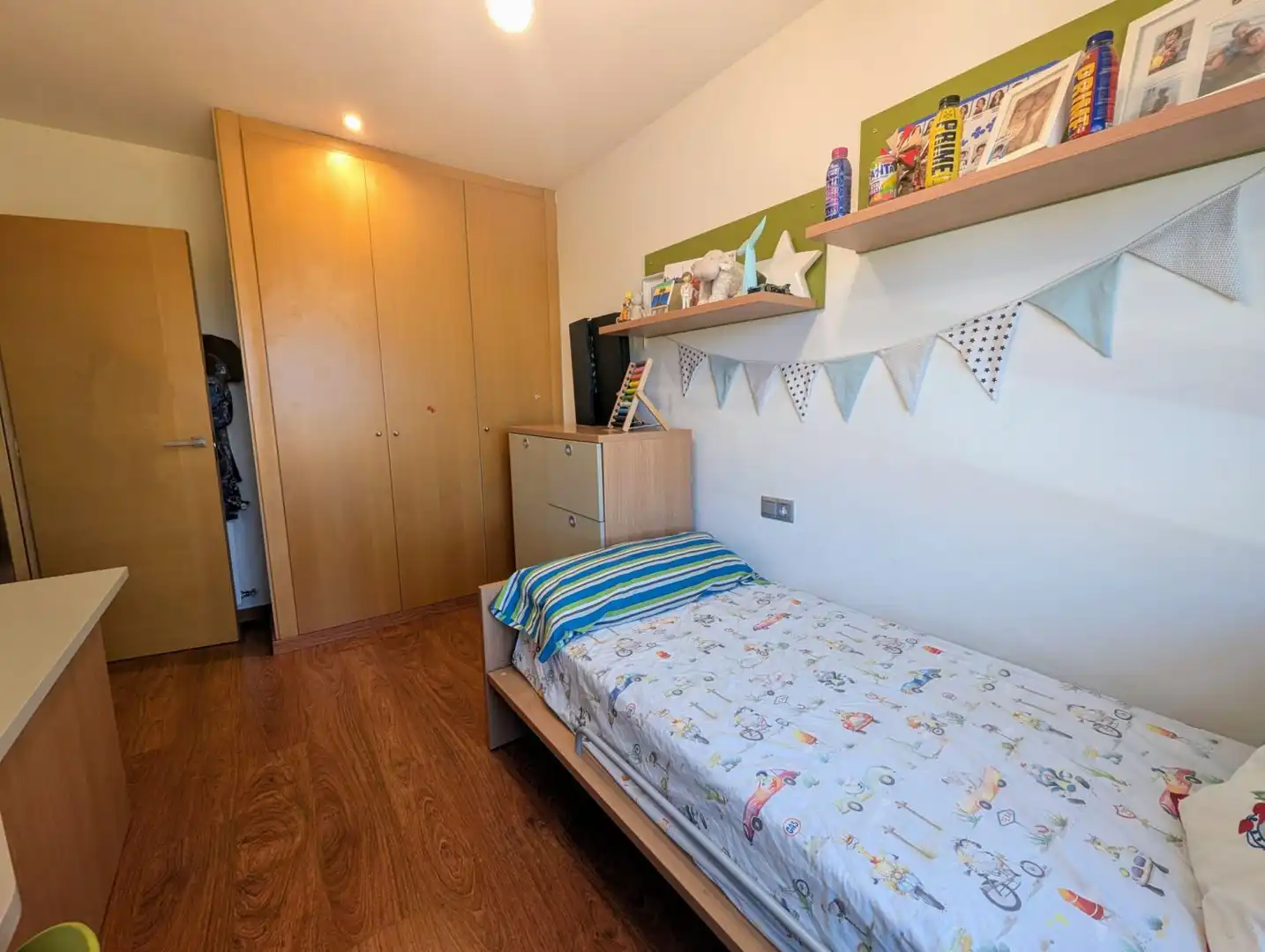Habitación de Casa adosada en venta en Castellón de la Plana / Castelló de la Plana con Aire acondicionado, Calefacción y Terraza