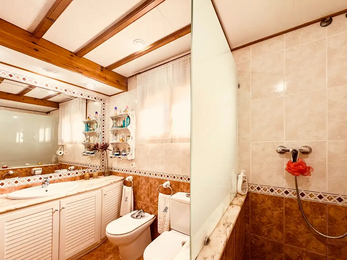 House with terrace for sale in Barri l'Agricola, imagen 47