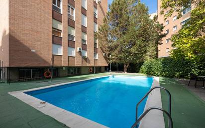 Swimming pool of Flat for sale in  Granada Capital  with Air Conditioner