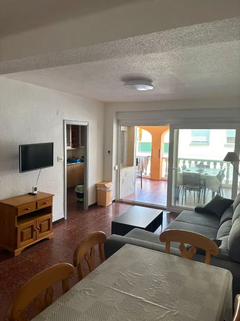 Sala de estar de Apartamento de alquiler en Moncofa con Aire acondicionado, Calefacción y Terraza