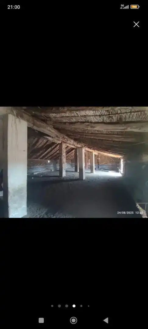 Casa o xalet en venda en La Puebla de Valverde amb Jardí privat i Traster