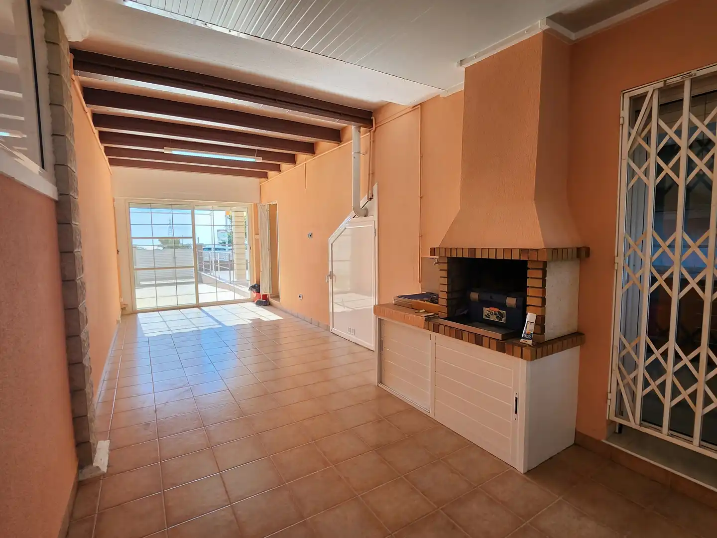 Cocina de Casa adosada en venta en Roda de Berà con Aire acondicionado, Calefacción y Terraza