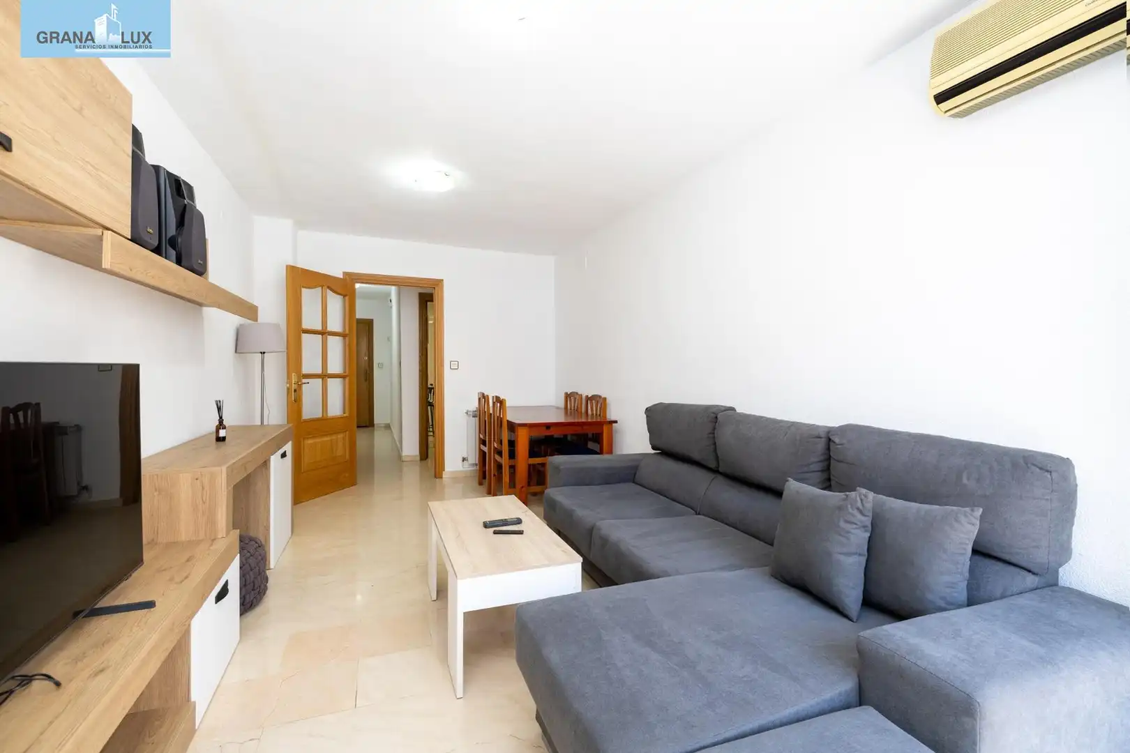 Sala de estar de Piso en venta en Granada con Calefacción