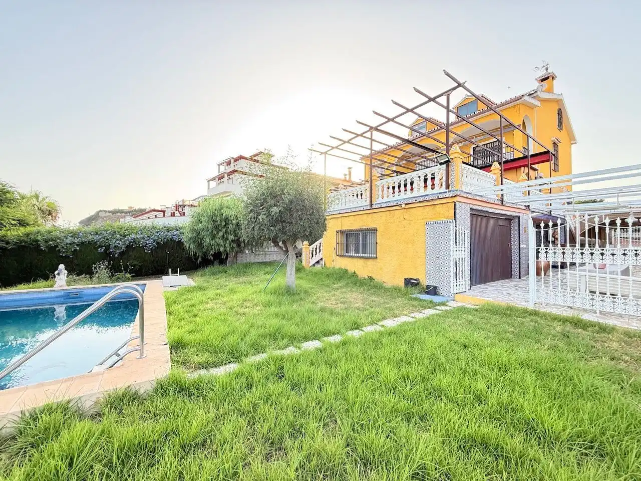 Detached house with pool for sale in Almayate, imagen 11