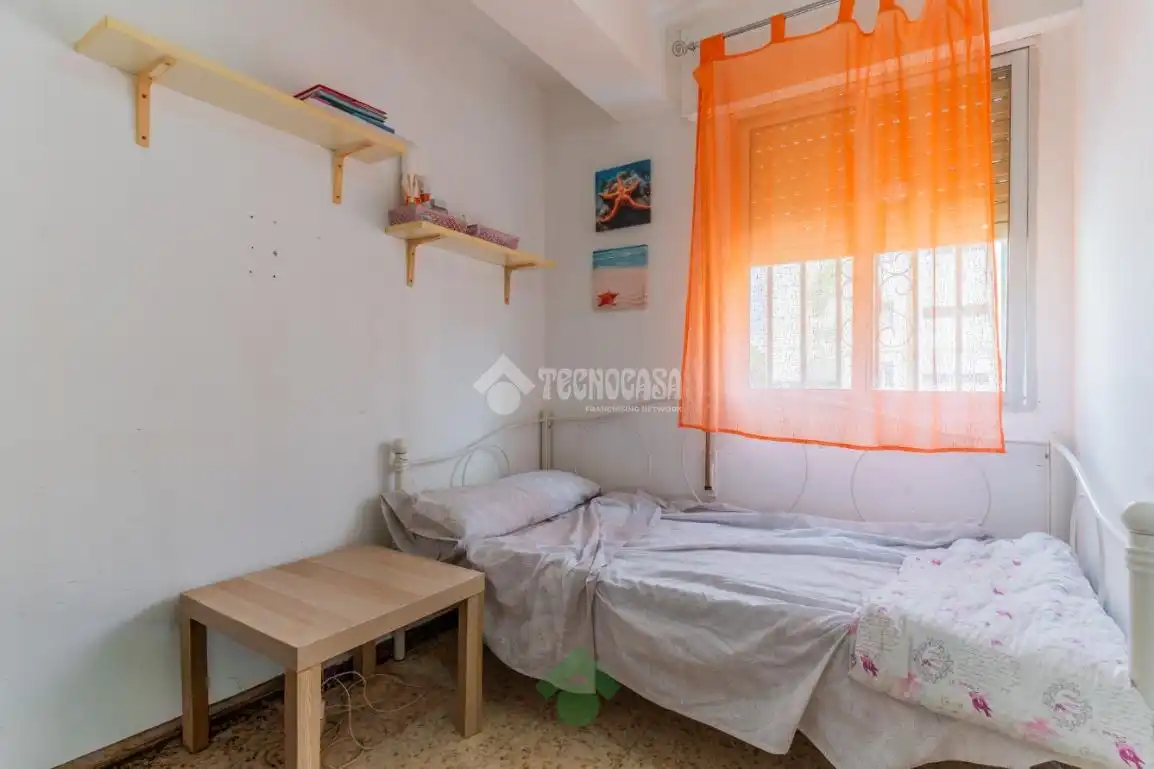 Habitación de Piso en venta en Puerto Real con Trastero