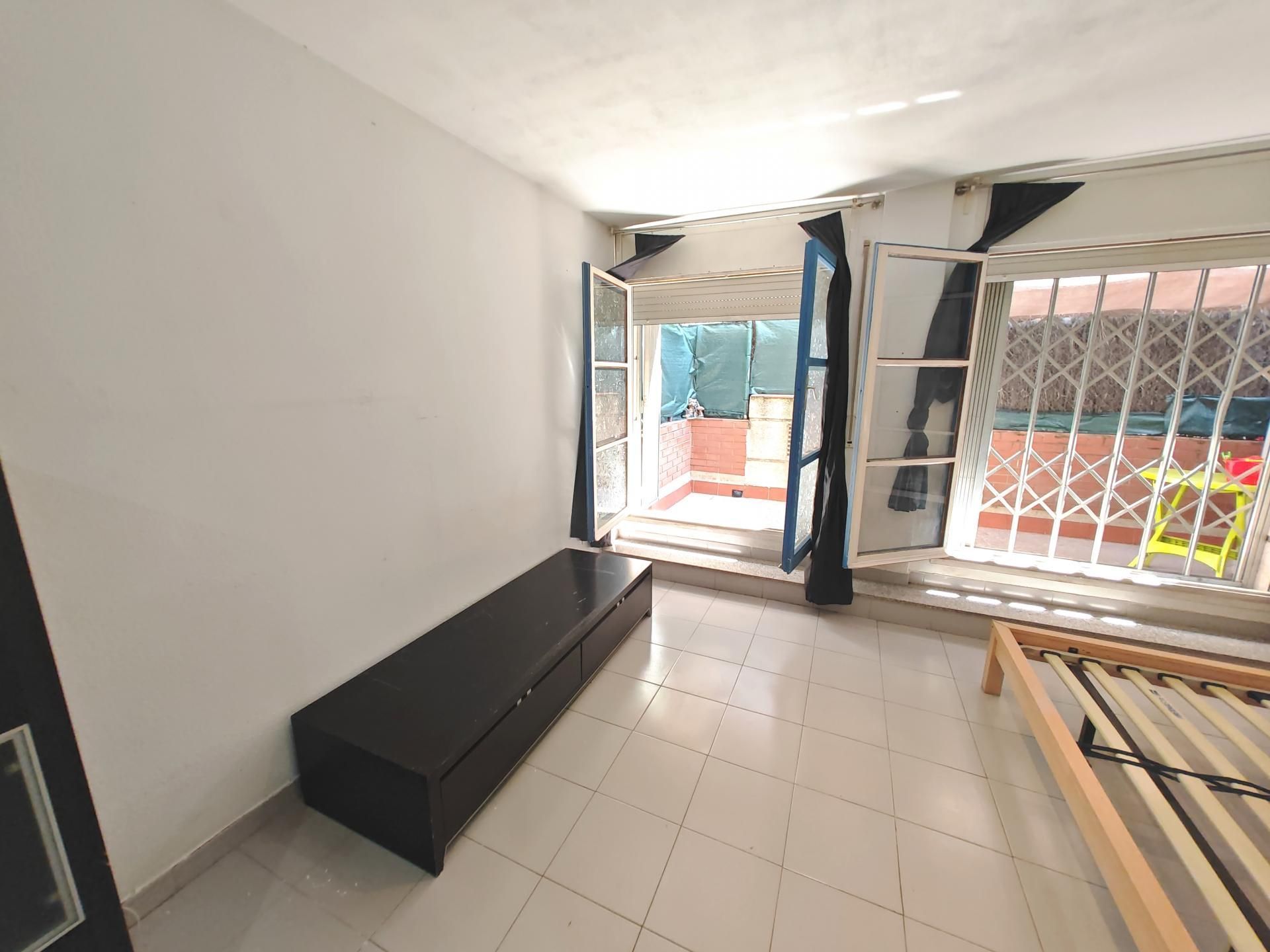 Bedroom of Flat for sale in Terrassa  with Terrace