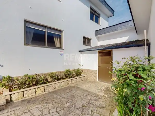 Exterior view of Houses for sale in Vigo   with Heating, Private garden and Parquet flooring