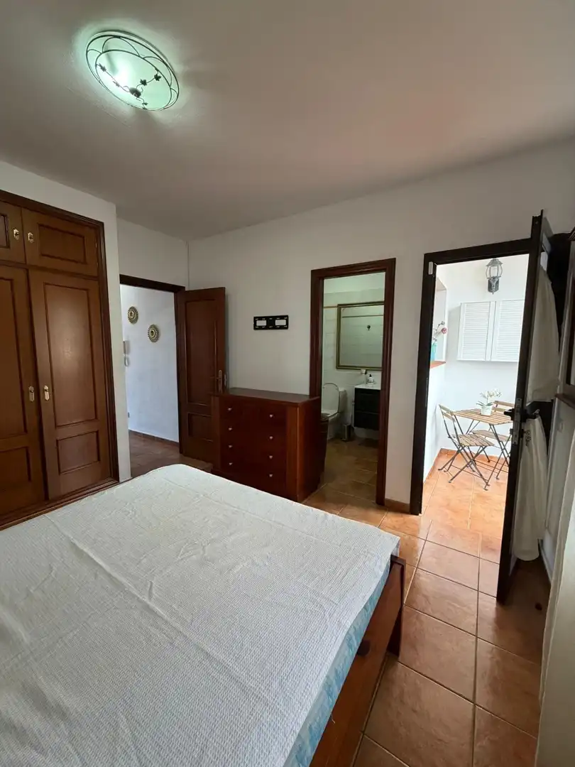 Dormitori de Casa adosada en venda en Candelaria amb Terrassa, Traster i Moblat