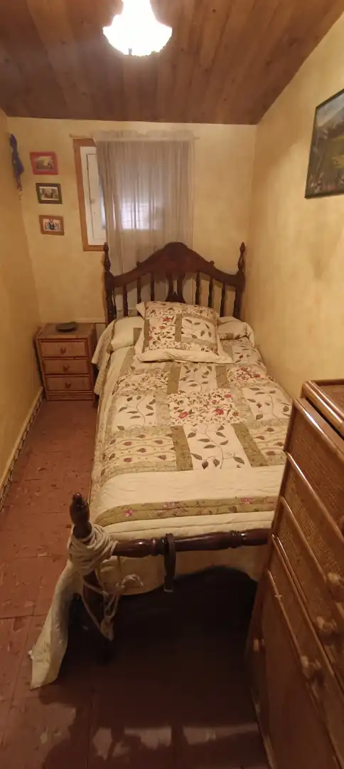 Bedroom of Flat for rent in Bagà  with Heating, Furnished and Oven