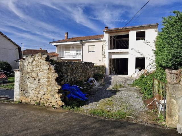 Casa-chalet en Venta en Barrio de la Tarriba, 21 en San Felices de Buelna