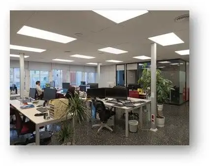 Office for rent in Barcelona  with Air Conditioner and Storage room