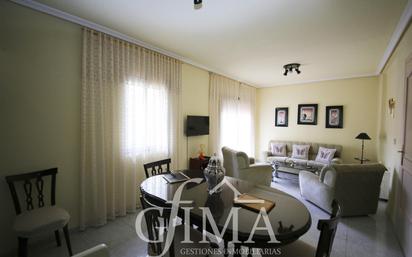 Living room of Flat for sale in Tomelloso  with Terrace and Balcony