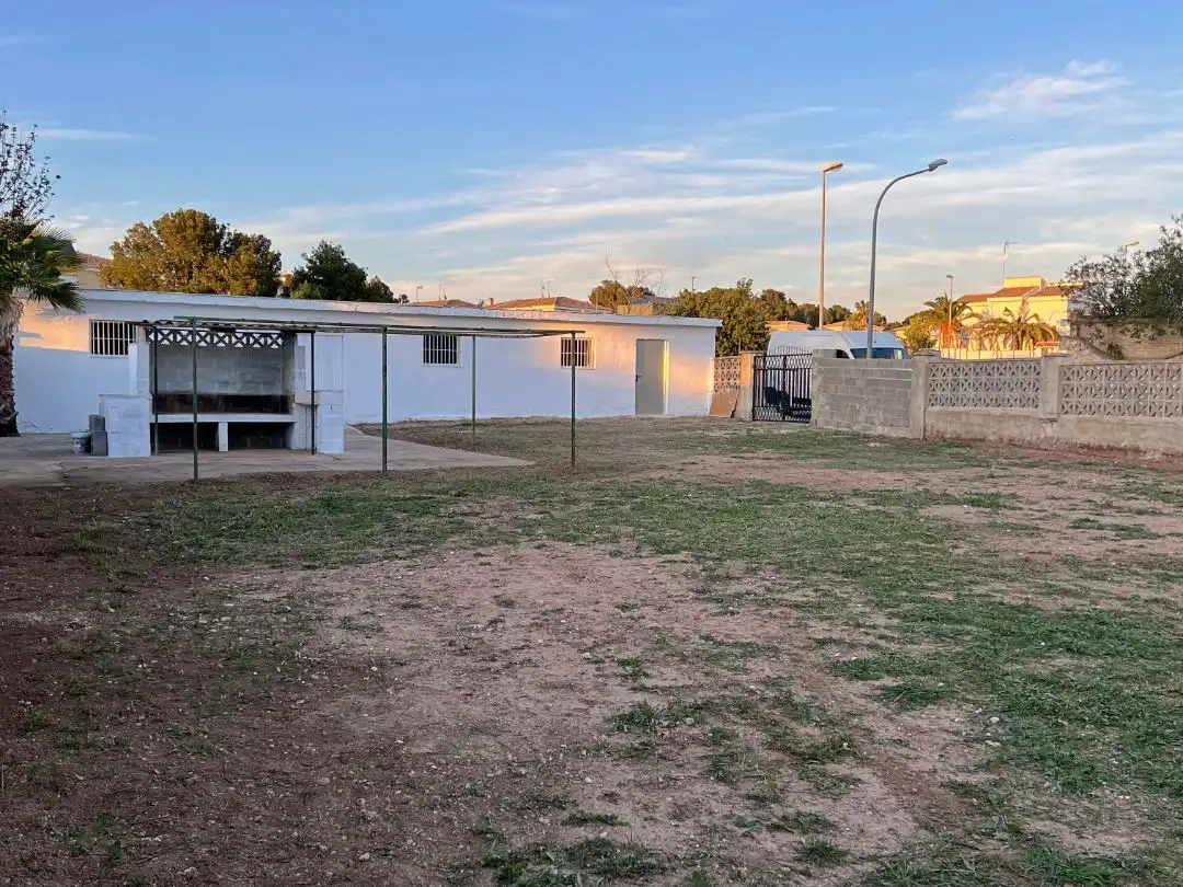 Vista exterior de Residencial en venta en La Pobla de Vallbona
