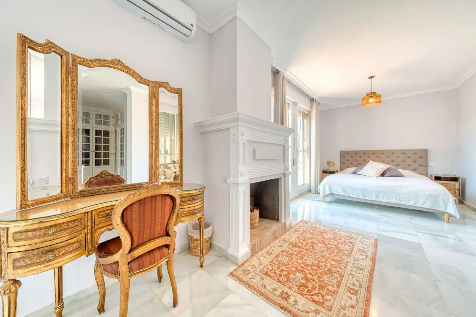 Bedroom of Houses for rent in Marbella  with Air Conditioner, Private garden and Swimming Pool