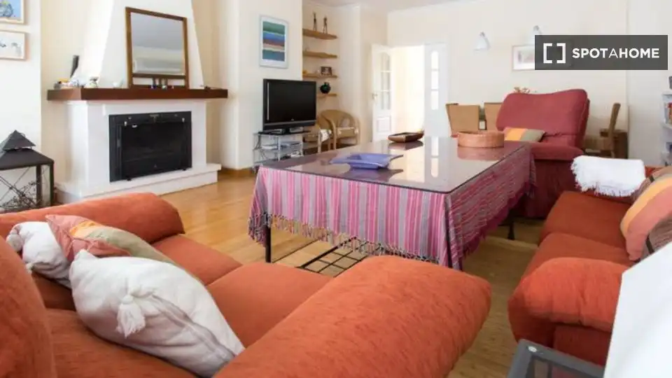 Room in Almensilla
