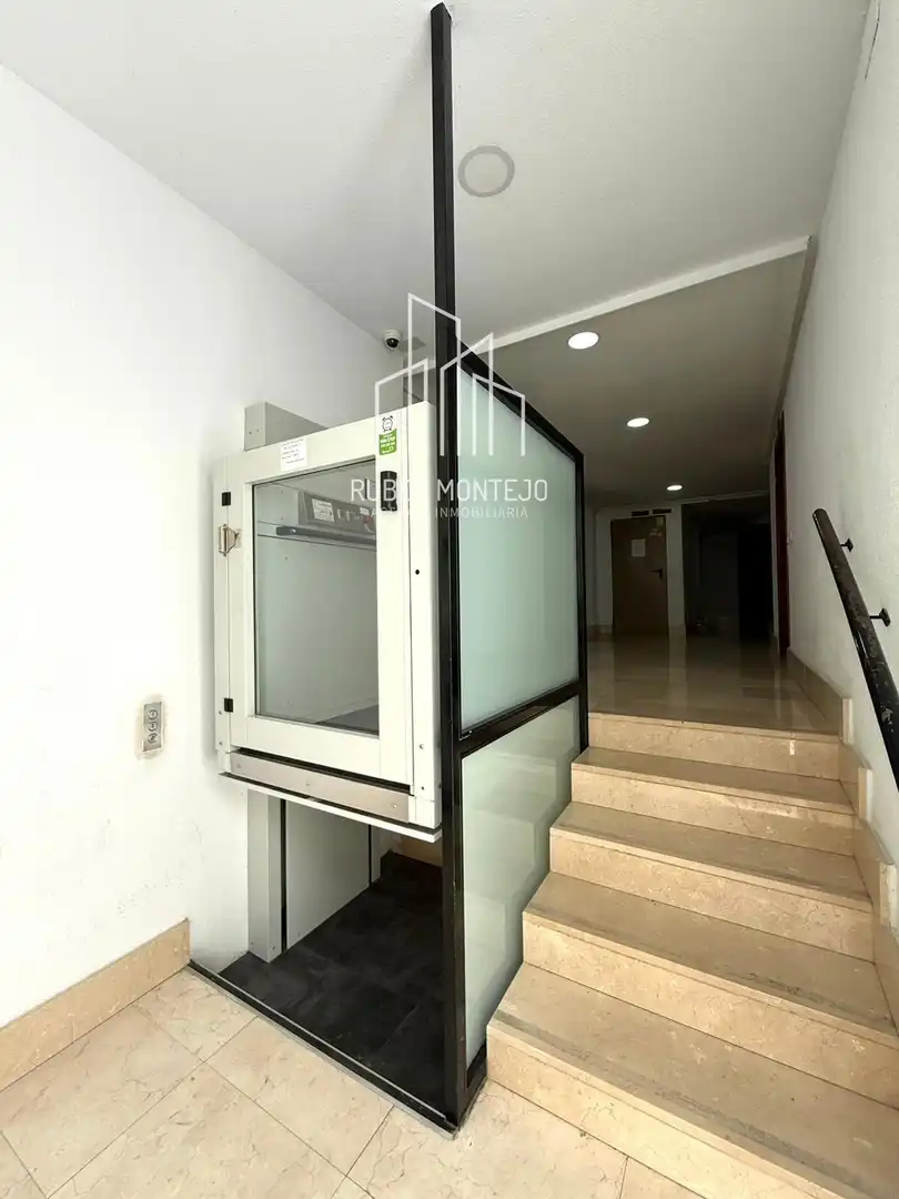 Wohnung zum Verkauf in Santa Marta de Tormes mit Heizung, Terrasse und Balkon