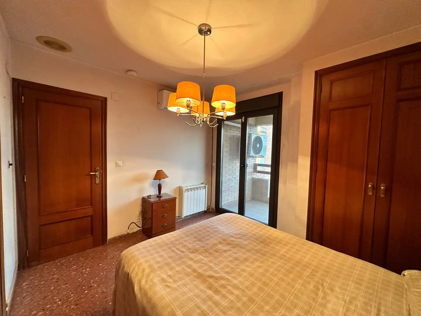Habitación de Piso en venta en Valencia con Aire acondicionado, Trastero y Amueblado