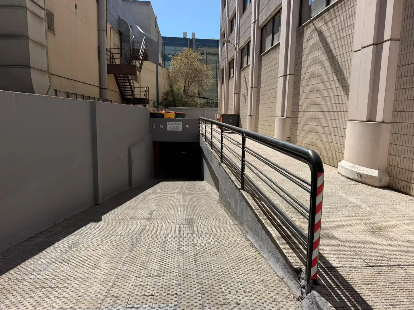 Double with lift for sale in Calle de Santa Leonor, imagen 11