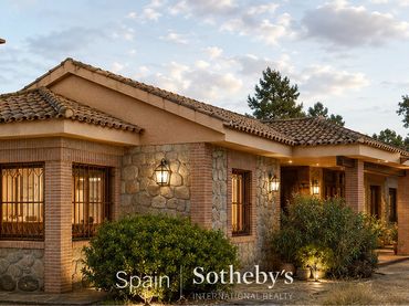 Terrenos y solares en venta en Calle Nalon