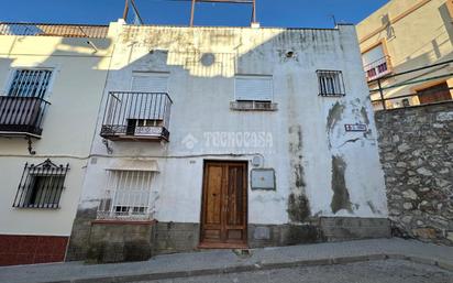 Exterior view of Single-family semi-detached for sale in Morón de la Frontera  with Air Conditioner, Heating and Terrace