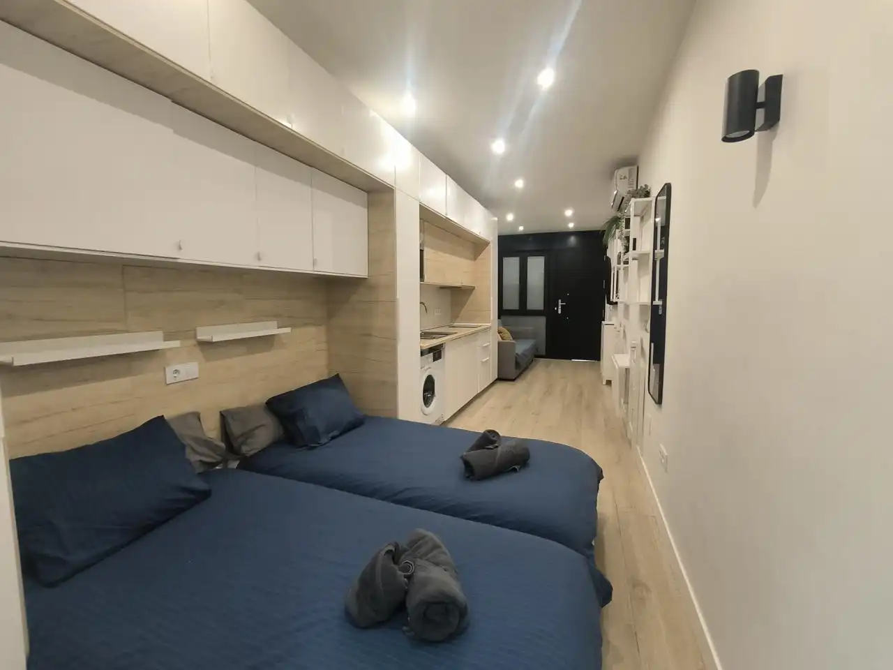 Habitación de Estudio de alquiler en Benalmádena con Aire acondicionado y Amueblado