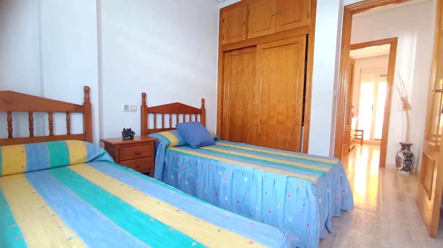 Dormitori de Dúplex en venda en San Pedro del Pinatar amb Aire condicionat, Terrassa i Moblat