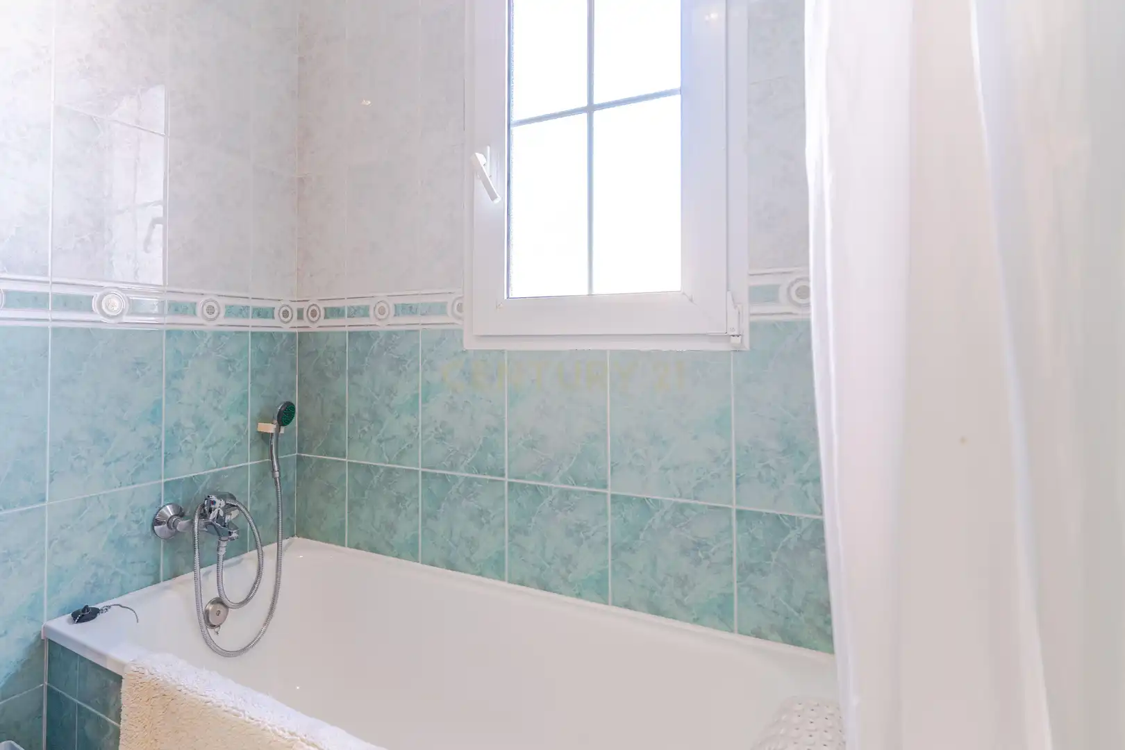 Baño de Casa o chalet en venta en Íllora con Aire acondicionado, Jardín privado y Trastero